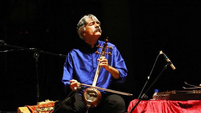 Music maestro devotes life to introduce Iranian music to world