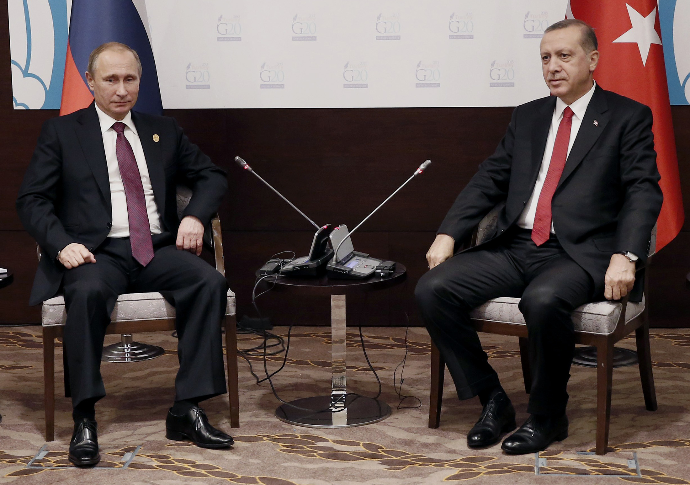 Erdogan Meets Putin as Coup Attempt Spurs Reconciliation
