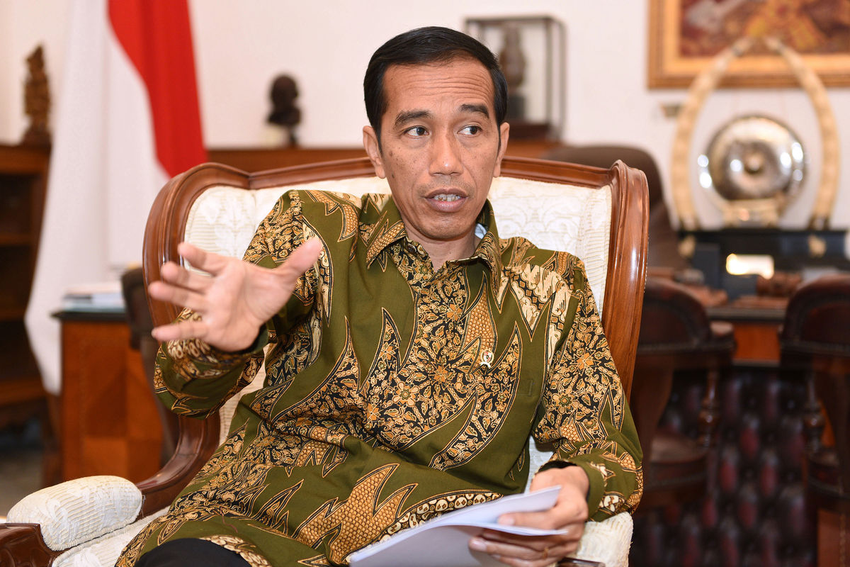 Indonesia actively involved in resolving South China Sea disputes: President