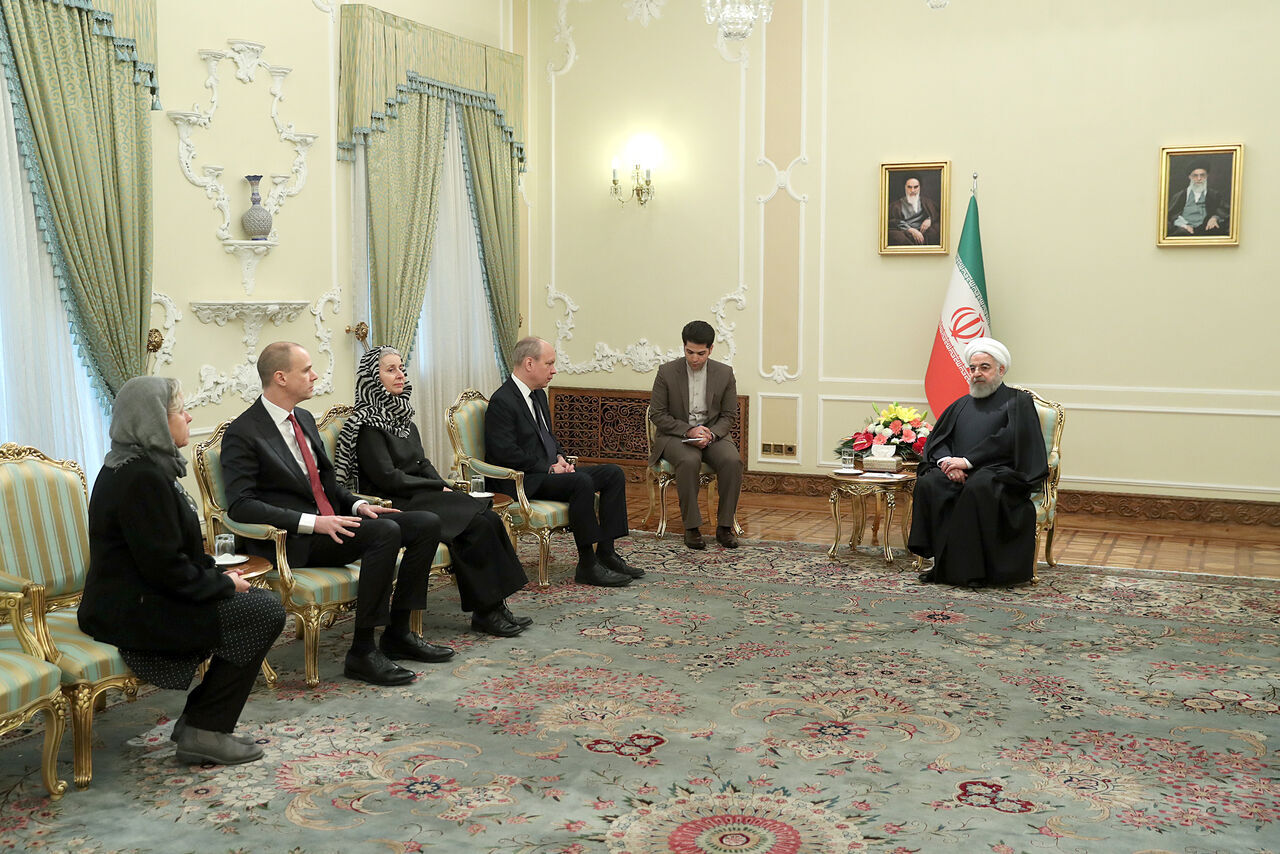 Rouhani: Iran interested in boosting trade ties with Sweden