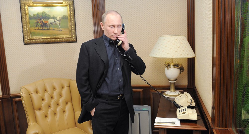 Trump, Putin Use First Formal Phone Call to Seek Better Ties