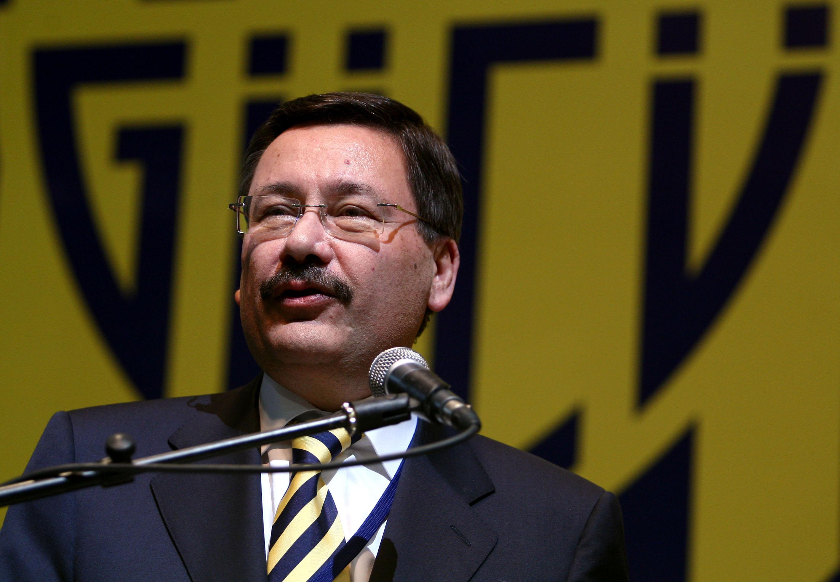 Ankara Mayor Becomes Unlikely Rebel in Showdown With Erdogan