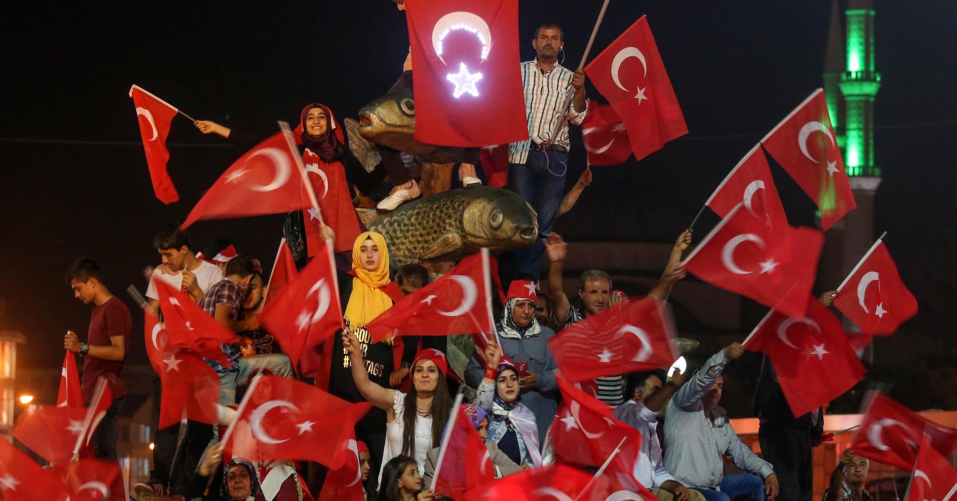 Turkey Cut to Junk as Moody’s Concludes Its Post-Coup Review
