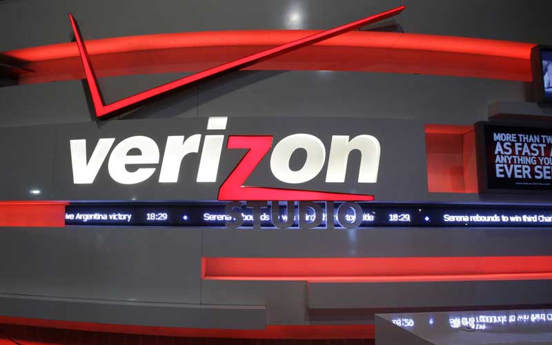 Verizon to incur $500 million in pre-tax costs from Yahoo deal