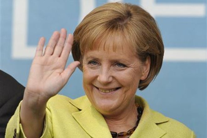 Merkel says she will seek fourth term as German chancellor