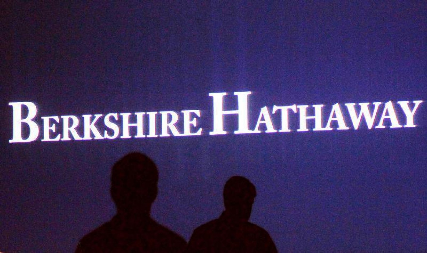Berkshire Hathaway gains $1.6 billion from its huge bite of Apple