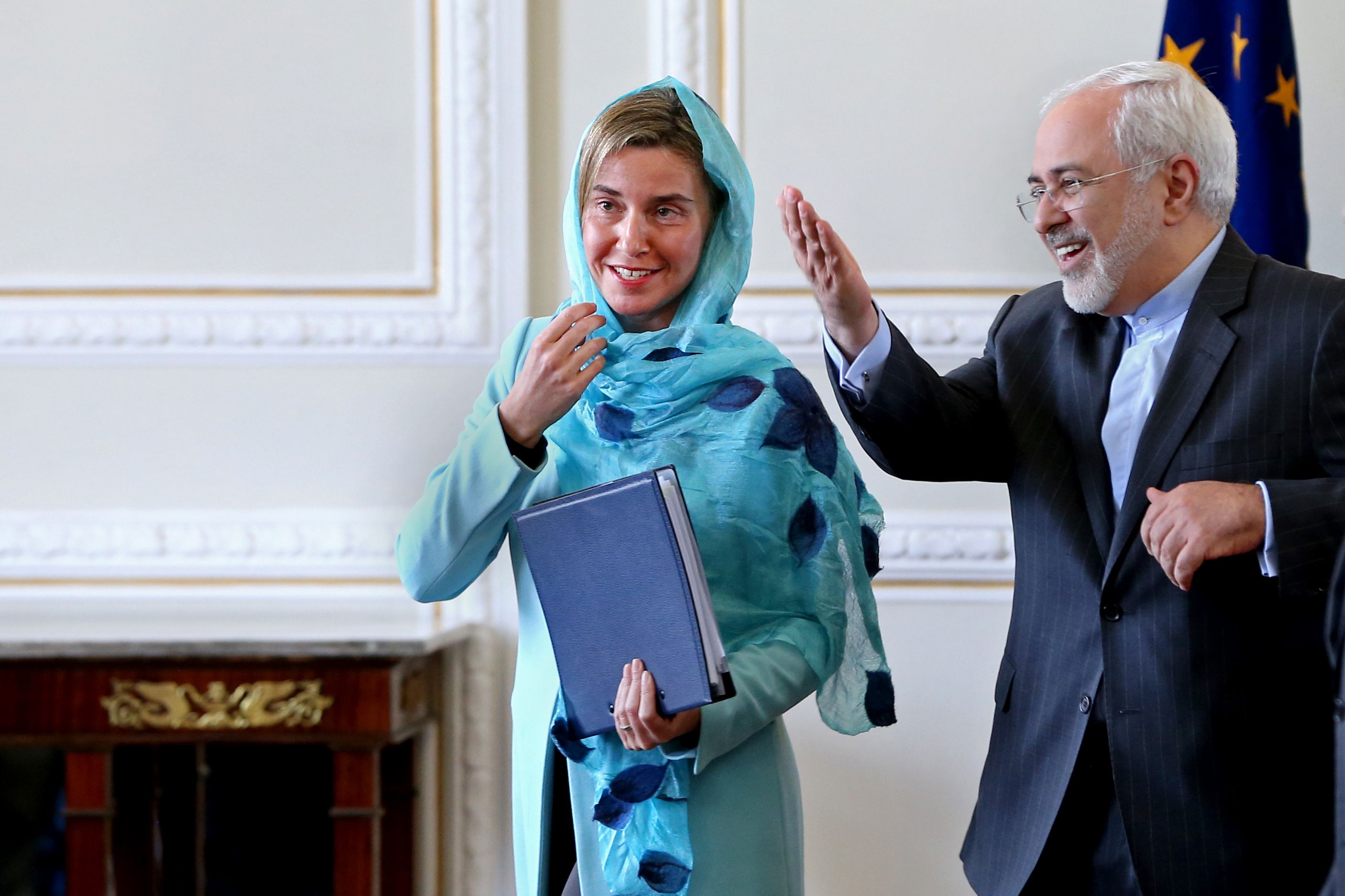Europe to the Fore in Cementing Iran Deal as U.S. Issues Threats