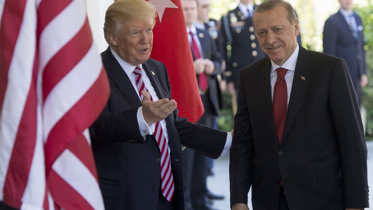 Trump Tries to Reassure Erdogan After U.S. Plan to Arm Kurds