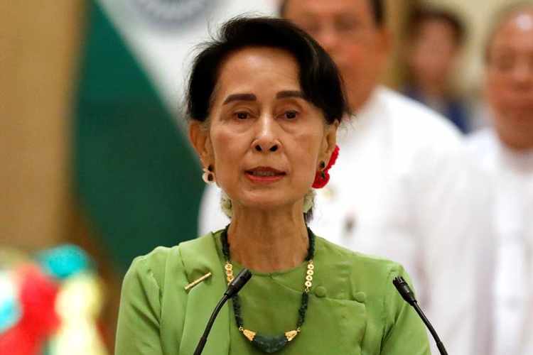 Myanmar's Suu Kyi to skip U.N. assembly to deal with Rohingya crisis