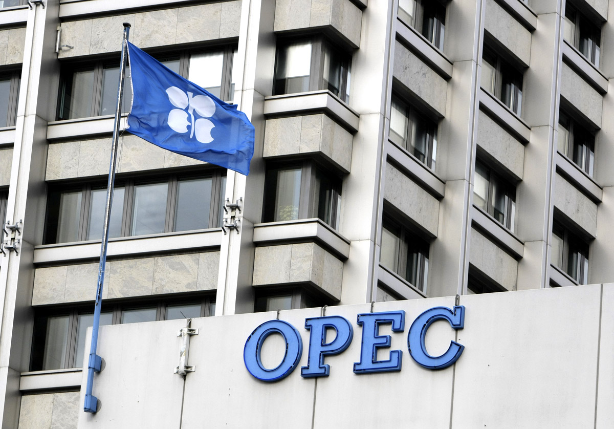 ‘Well-Timed’ OPEC Talk Forces Oil Bears Into Record Reversal
