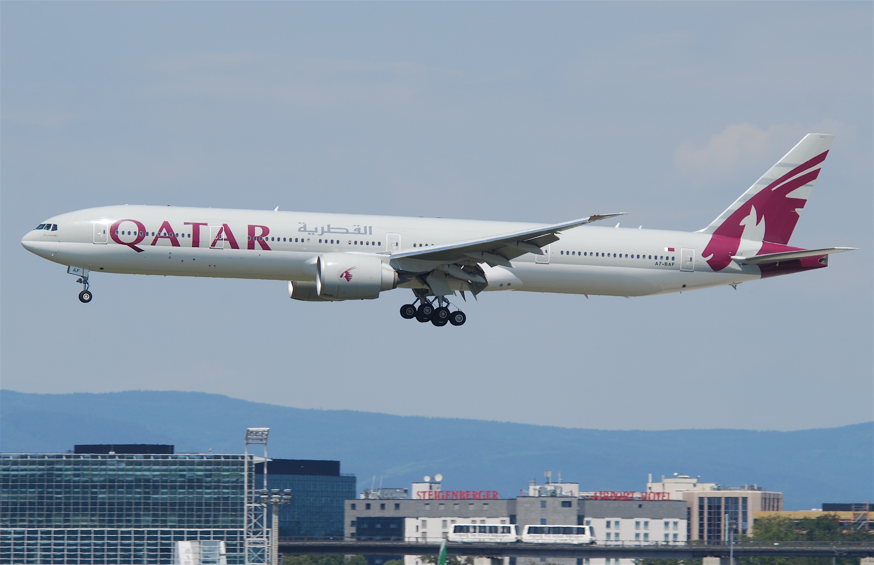 Qatar Airways CEO Al Baker Planning Large Aircraft Order Soon
