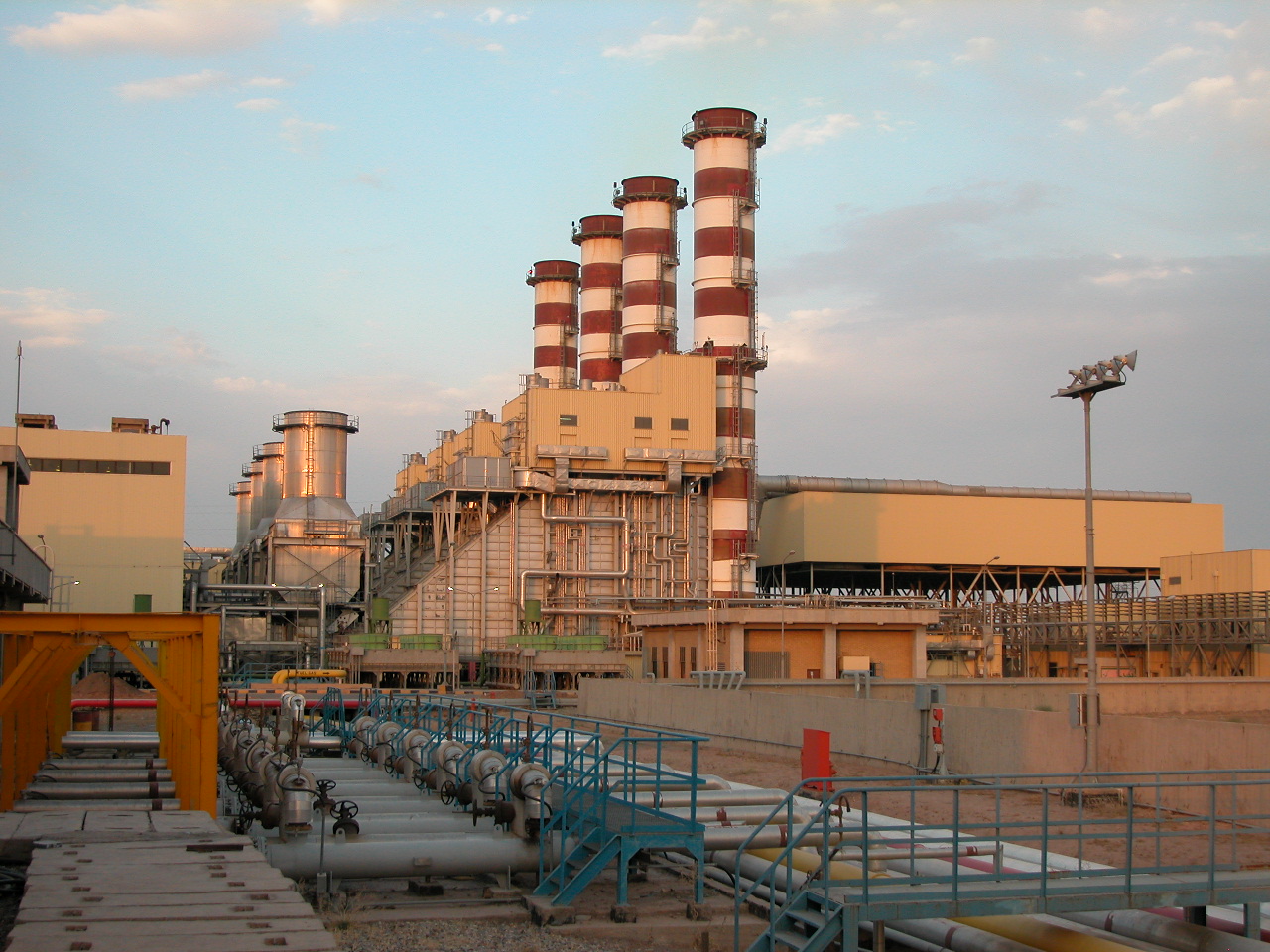 Iran Gov't Divesting Stake in Thermal Power Plants
