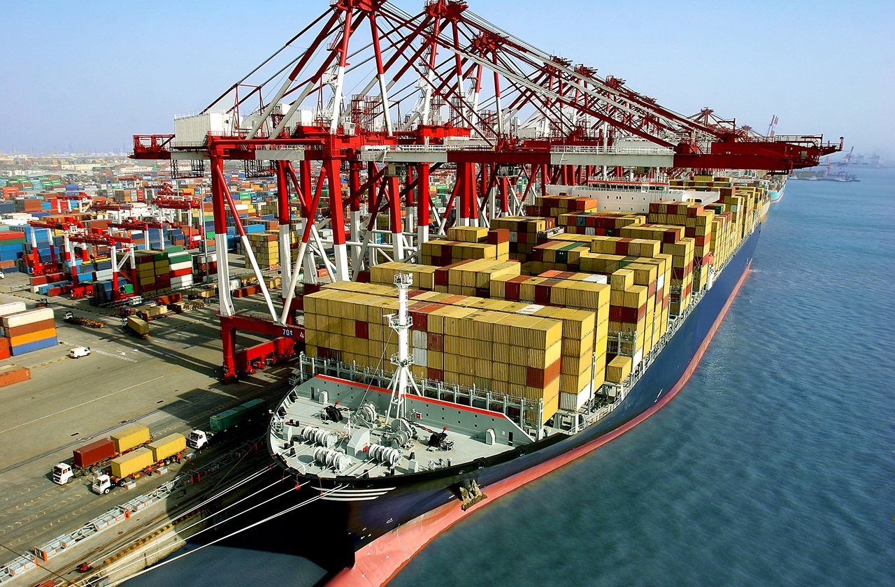 Iran, Azerbaijan to expand ties in shipping industry