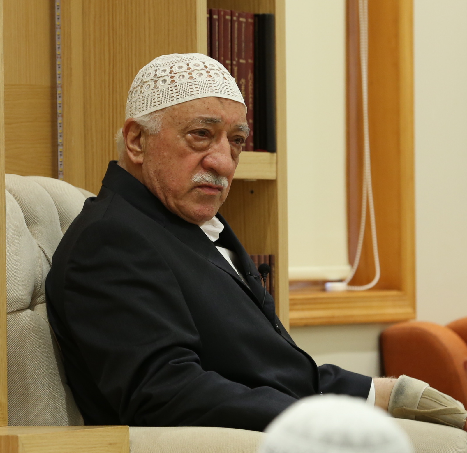 Turkey urges Pakistan to close 'Gulen' institutions