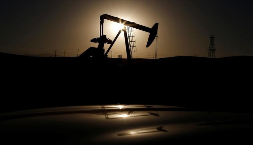 Oil prices stable as strong demand meets ongoing supply glut