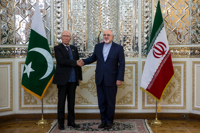Zarif meets Pakistan PM’s foreign policy adviser in Tehran