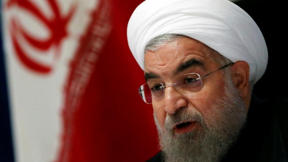 Rouhani pledges to reverse slide of Iran's currency