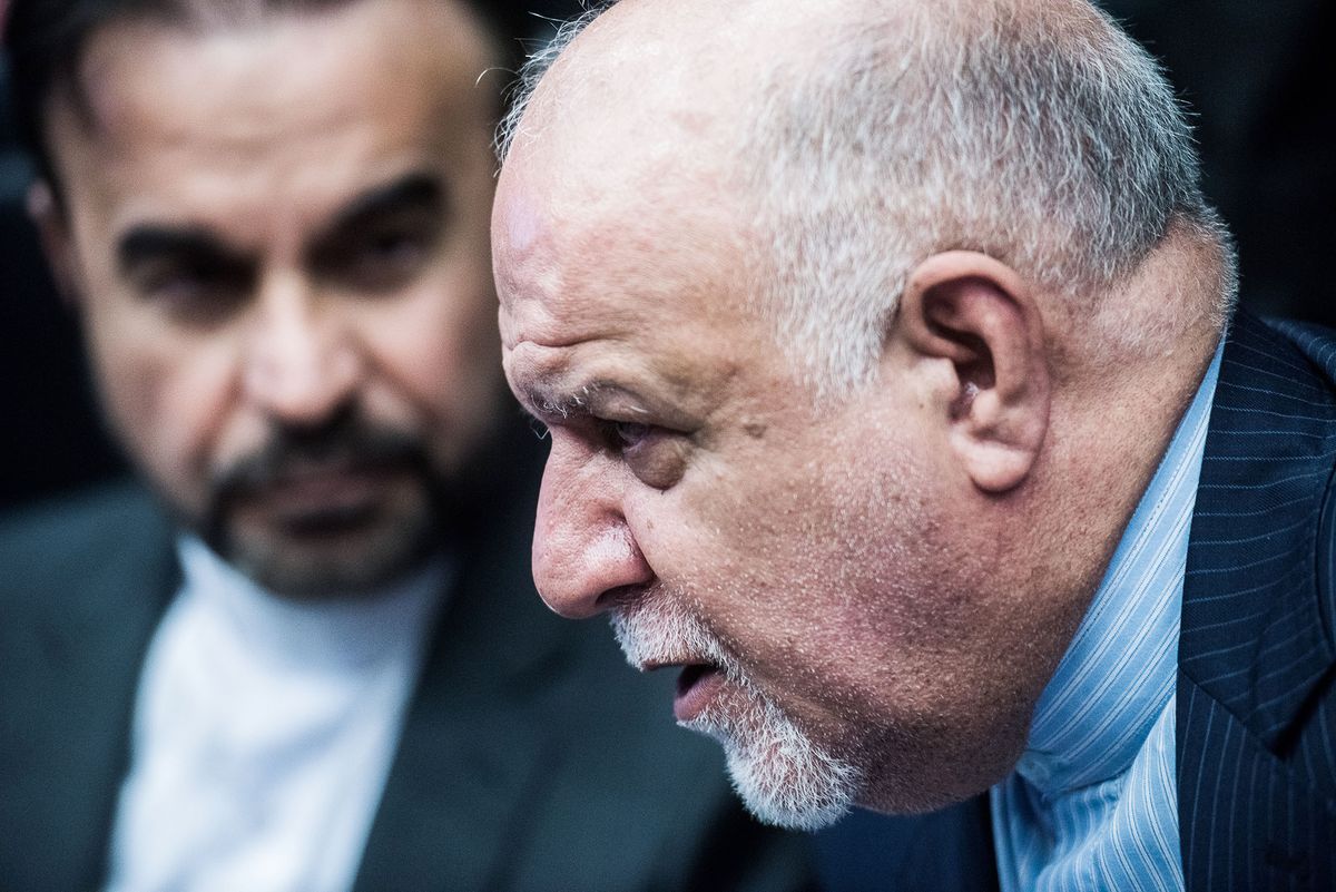 Iran Oil Minister Positive About Contracts With Oil Majors