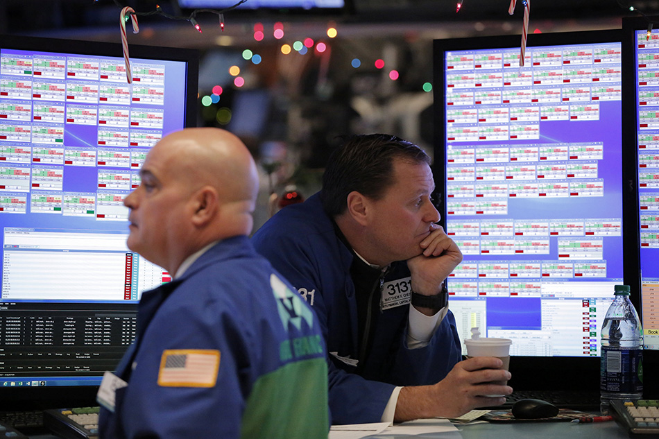 Stocks Rise to Records, Treasuries Surge Amid Jobs