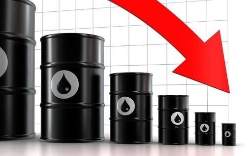 کاهش ۲۰ درصدی قیمت نفت در یک ماه گذشته