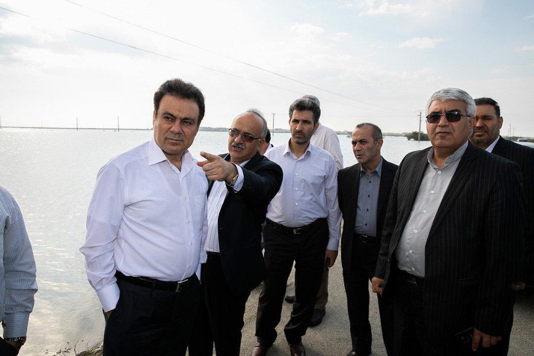 بازدید مدیرعامل بانک ملت از مناطق سیل زده استان گلستان