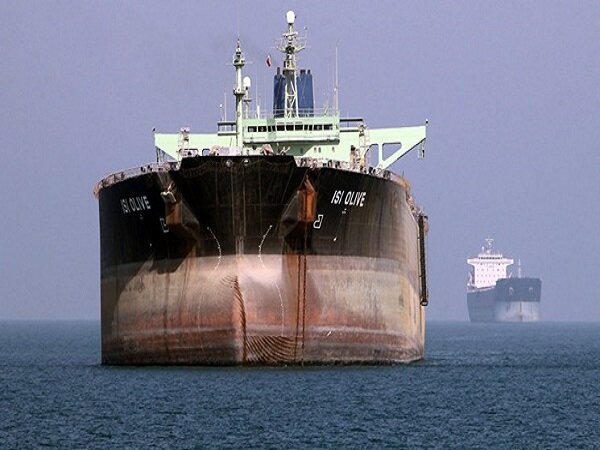 یک نفتکش ایرانی بار خود را در بندر چین تخلیه کرد