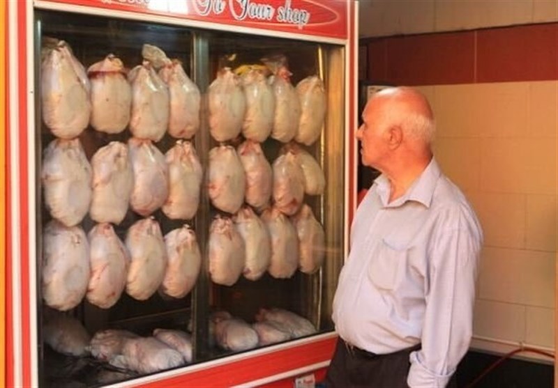 توزیع مرغ گرم در فروشگاه‌های زنجیره‌ای