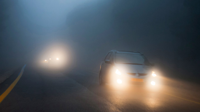 از چراغ مه شکن چه مواقعی باید استفاده کنیم؟ / رنگ مجاز برای چراغ مه شکن خودرو