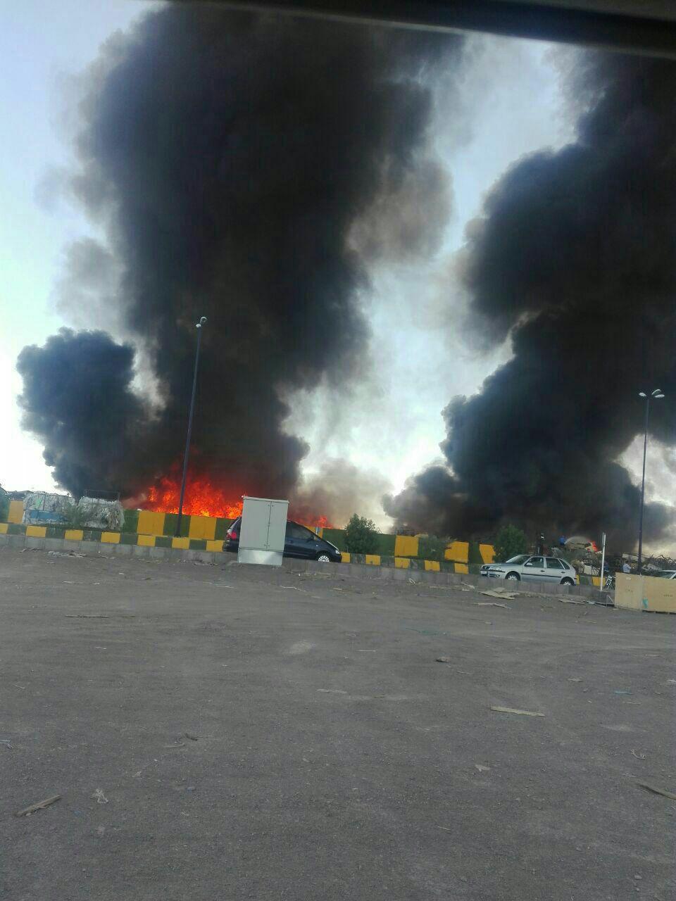 آتش سوزی در کارخانه خودروسازی کرمان موتور +عکس