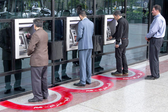 اجرای کمپین"به احترام هم" در بانک ملت