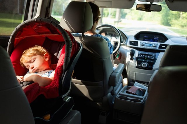  قوانینِ جهانیِ استفاده از "صندلی کودک در خودرو"