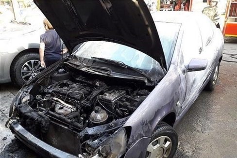 آتش گرفتن خودرو رانا در تهران +عکس