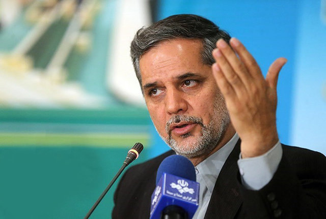 نقوی حسینی: یا همه تحریم ها رفع شود یا توافق بی توافق!