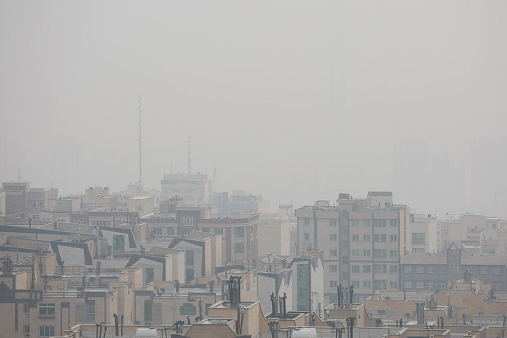 سکون شدید هوا در تهران تا ارتفاع ۴۰۰ متری از سطح زمین