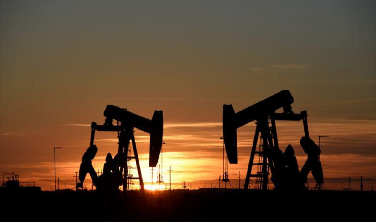 امید به بسته محرک آمریکا سبب افزایش قیمت نفت شد/ چشم‌انداز آژانس بین‌المللی انرژی از کاهش تقاضای بازار