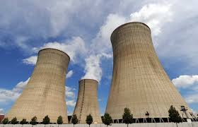 تخریب عمدی برج‌های خنک کننده نیروگاه برق «فری بریج» در انگلیس +فیلم