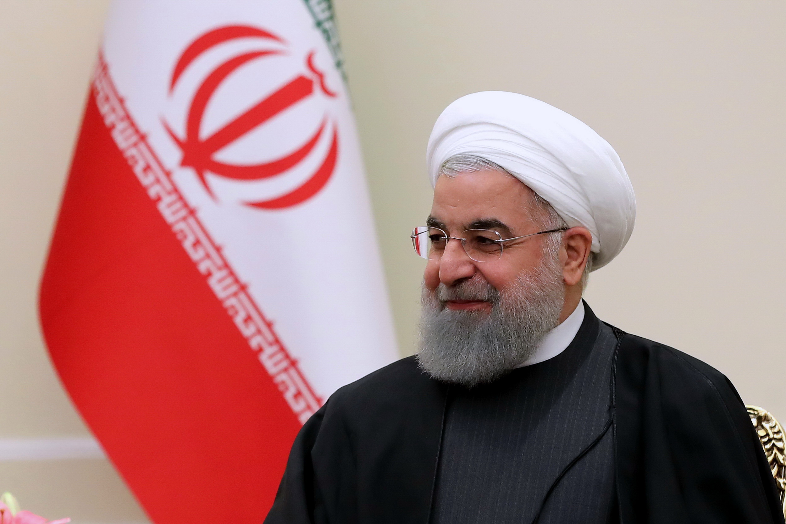 روحانی: از مردم خیلی راضی هستم