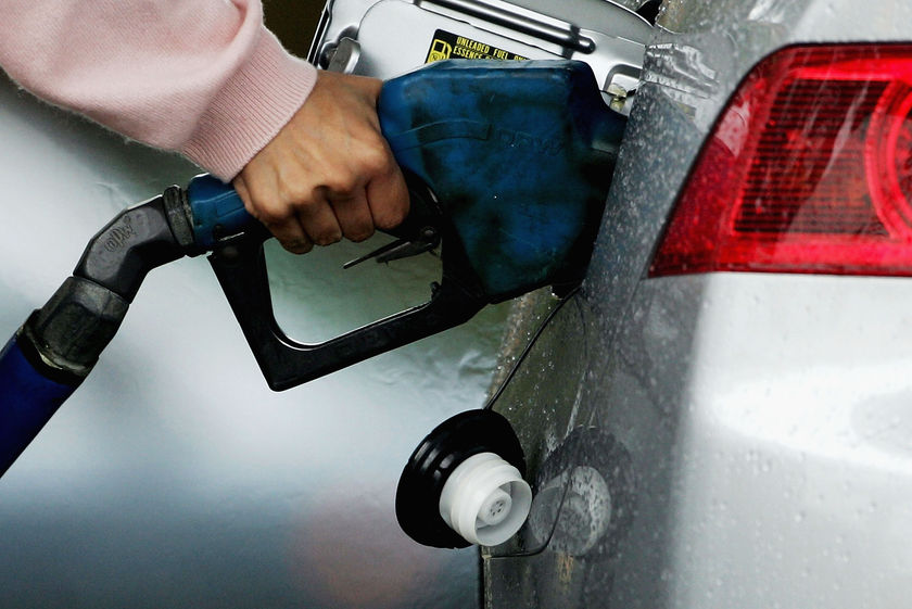 مصرف بنزین در محدوده خطر
