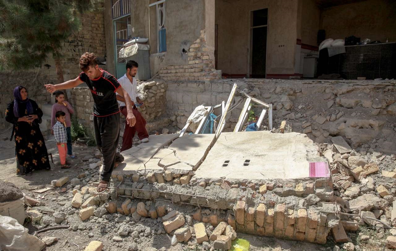  شرایط در مناطق زلزله‌زده کرمانشاه عادی است