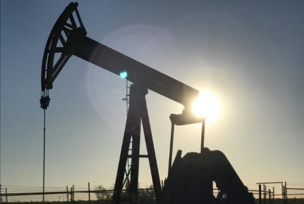 دکل‌های حفاری نفت در آمریکا باز هم کاهش یافت