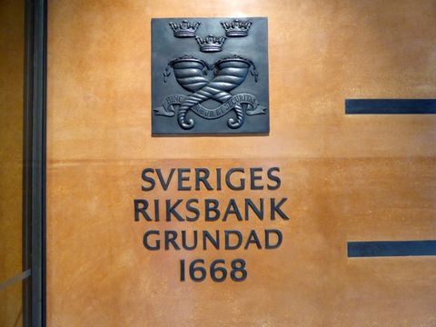 بانک مرکزی سوئد نرخ بهره را محتاطانه افزایش می‌دهد