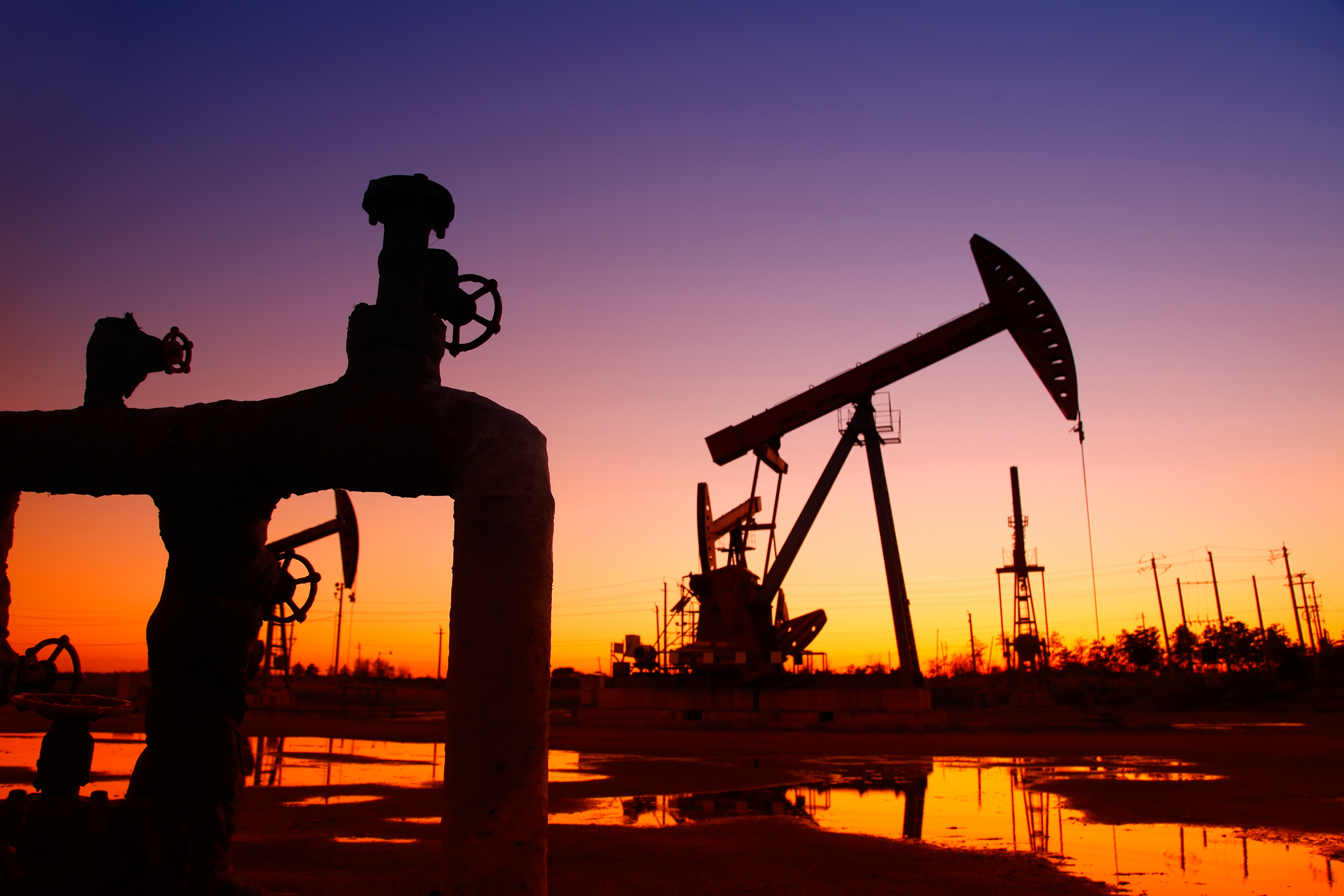 فوریه طلایی بازار نفت/ اوپک و گفت و گوهای تجاری قیمت نفت را به قله رساندند