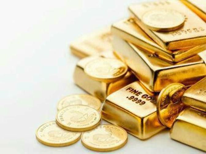 ۴دلیل مهم برای کاهش قیمت طلا تا پایان سال۲۰۱۷/ ارزش جهانی دلار به بالاترین سطح در ۳ماه و نیم اخیر رسید
