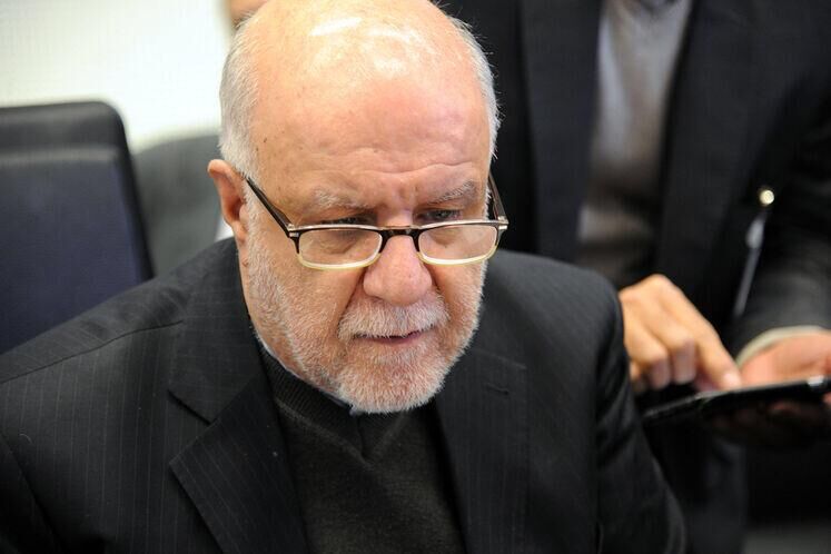 رایزنی زنگنه با وزیر نفت عراق درباره همکاری‌های تهران - بغداد   