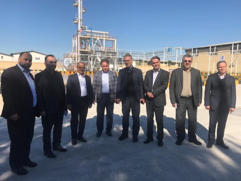بازدید مدیرعامل بانک توسعه تعاون از چند طرح اقتصادی در خوزستان 