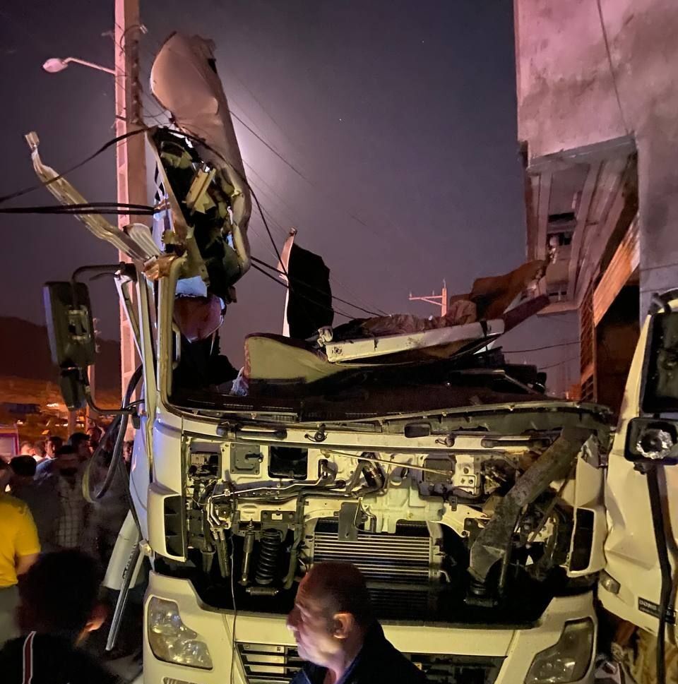 مرگ ۲ نفر در اثر انفجار تانکر سوخت در مهاباد + فیلم