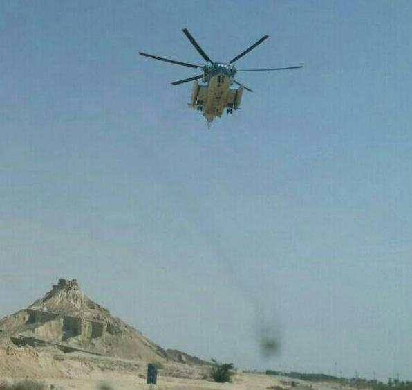 فرود اضطراری بالگرد ارتش در بوشهر +عکس