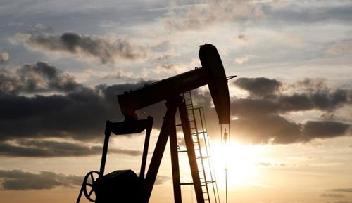 نوسان ناچیز بهای نفت با وجود تلاش عربستان برای افزایش تولید