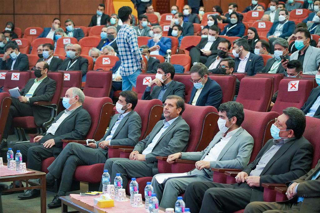 حضور ذوب آهن اصفهان در همایش و نمایشگاه چشم انداز صنعت فولاد و سنگ‌ آهن ایران