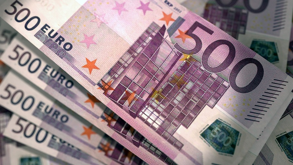  روند یورو پس از ۶ماه کاهشی شد